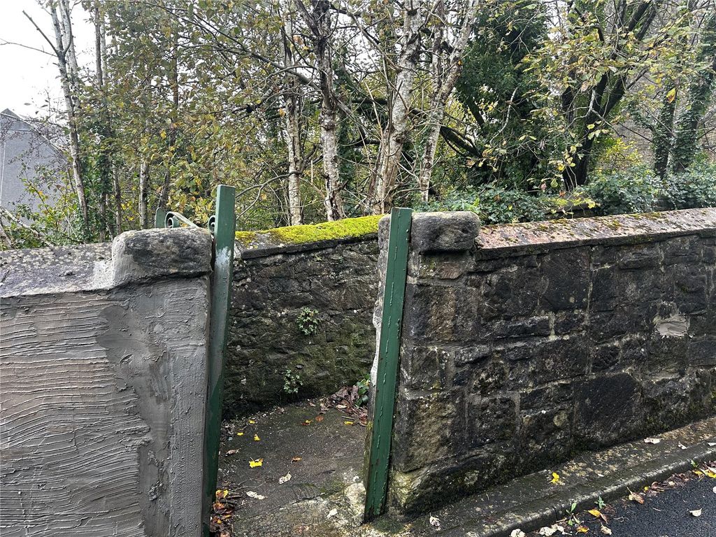 Property photo 2 of 6 Picture No. 02