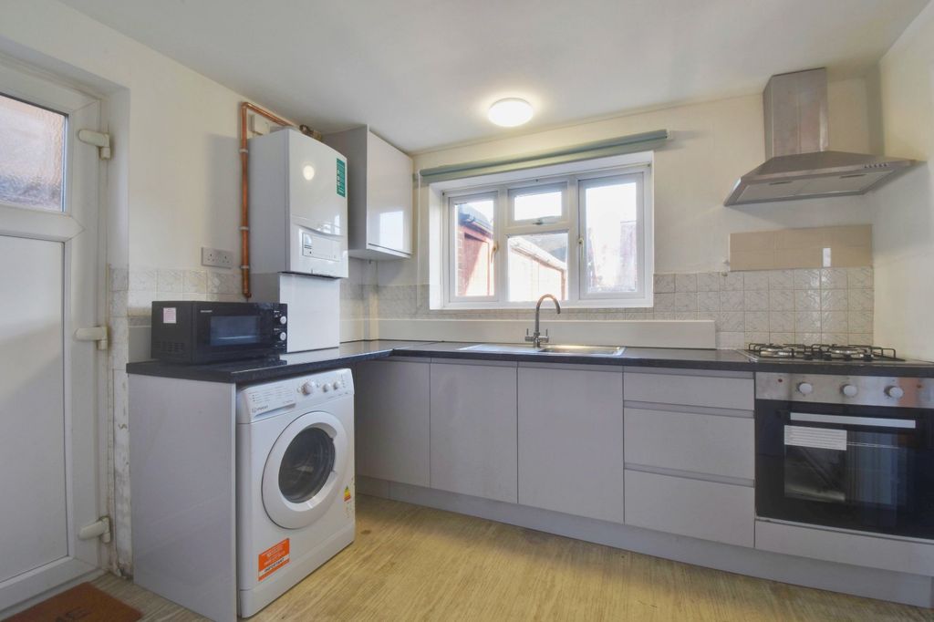 Property photo 2 of 11 Picture No. 07