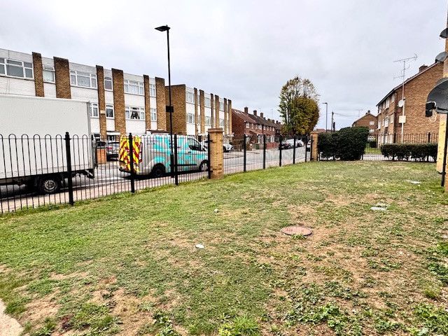 Property photo 2 of 12