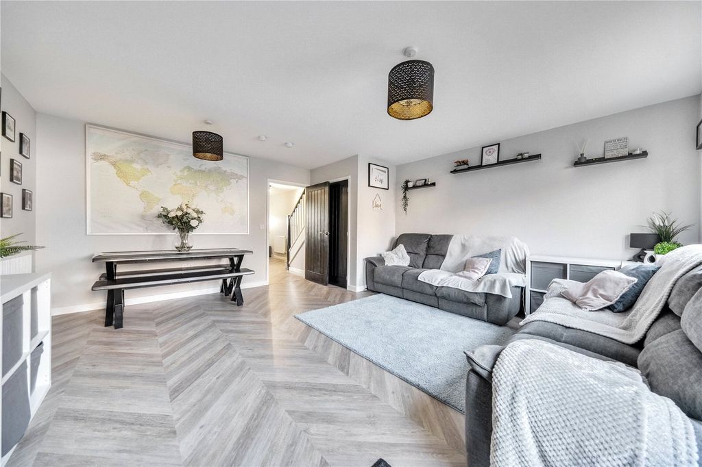 Property photo 2 of 16 Picture No. 04