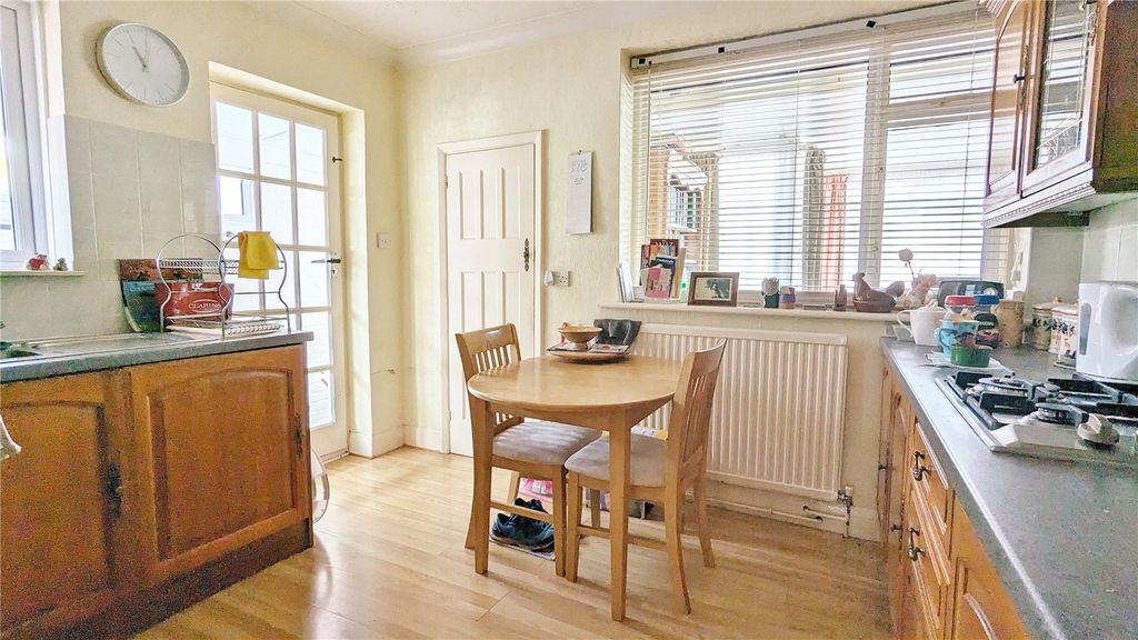 Property photo 3 of 12 Picture No. 09