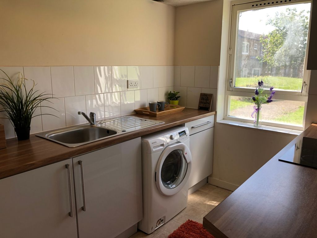 Property photo 2 of 7 Burrows Court