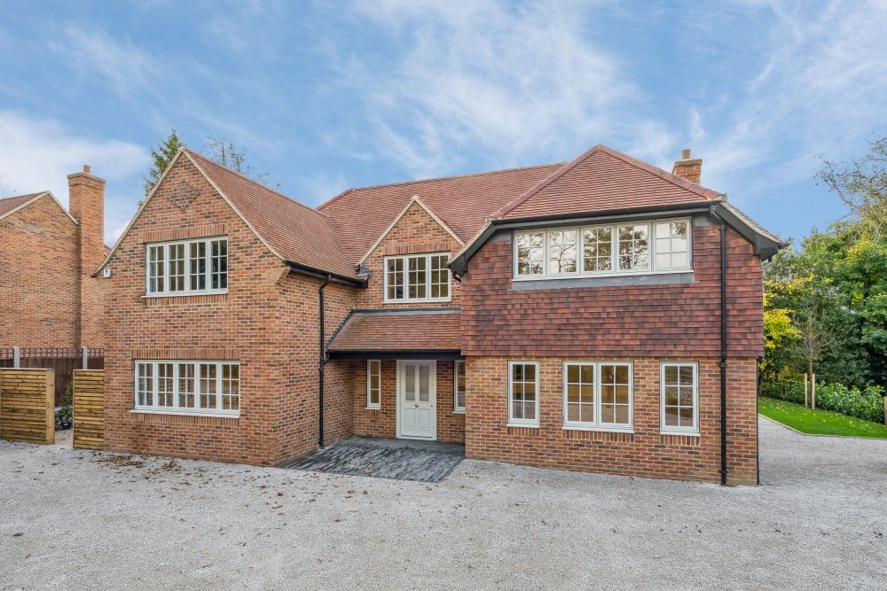 Property photo 1 of 25