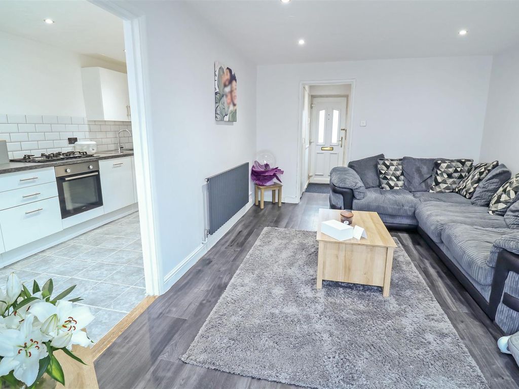 Property photo 2 of 12