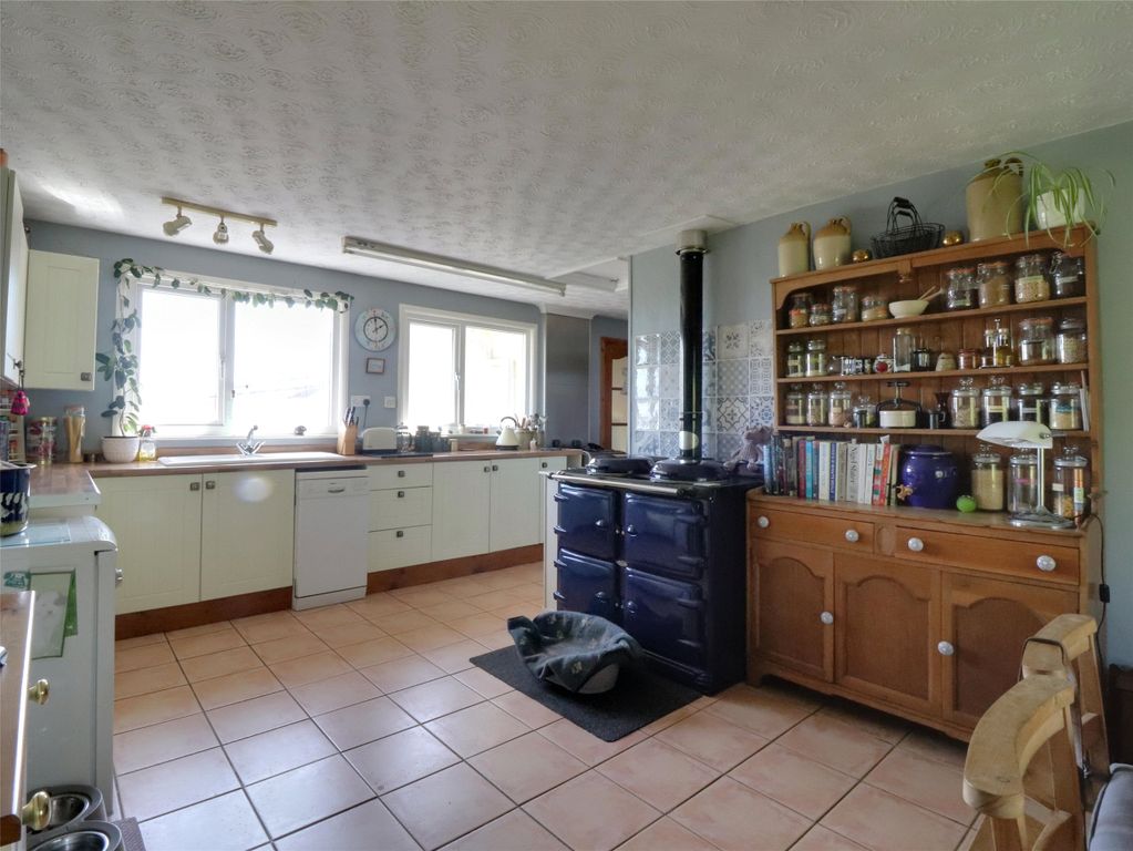 Property photo 3 of 18 Picture No. 02