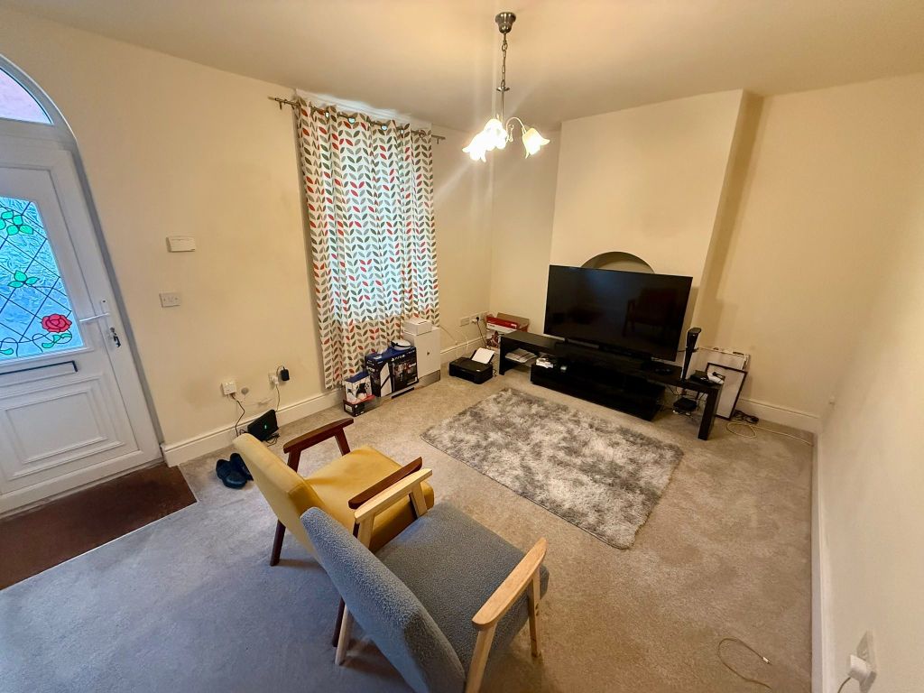 Property photo 3 of 10