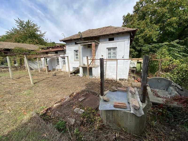 Property photo 3 of 5