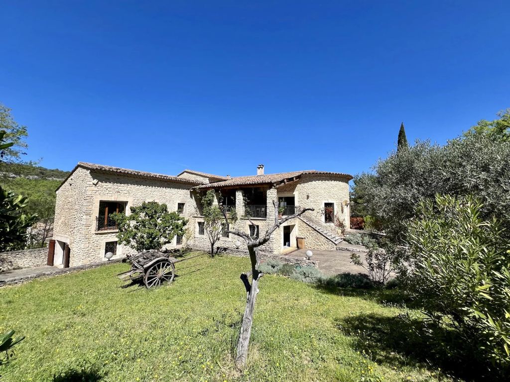 Property photo 1 of 27