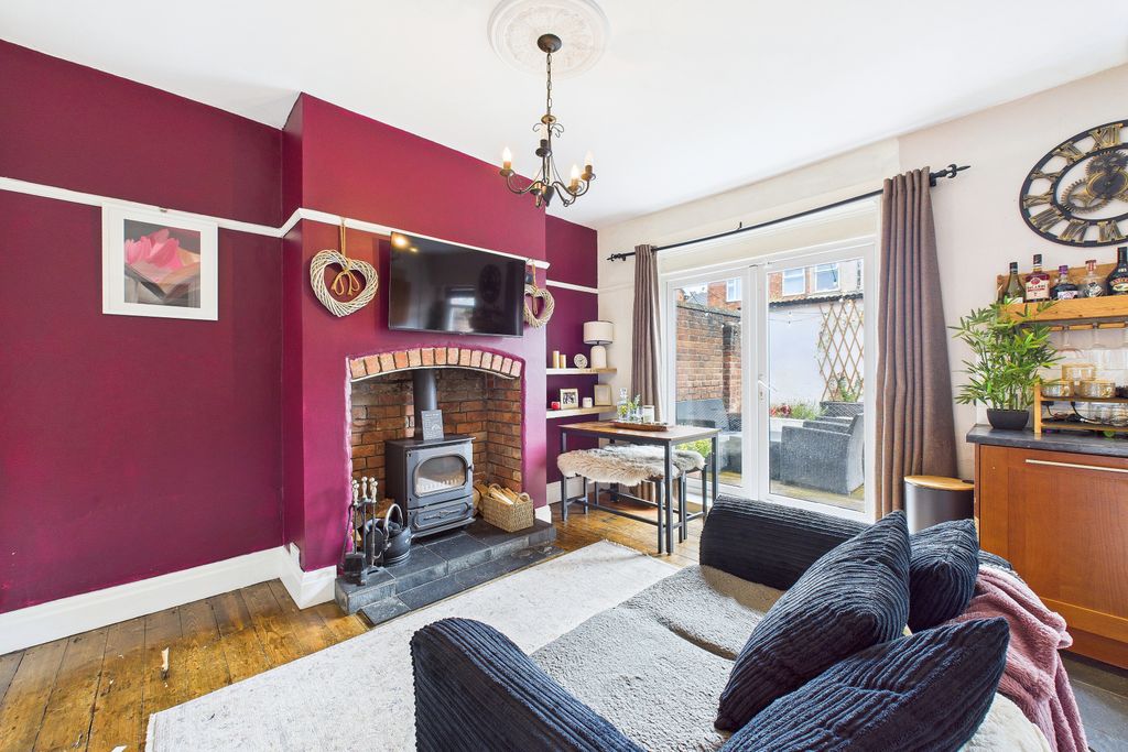Property photo 3 of 10 Rear Reception Room