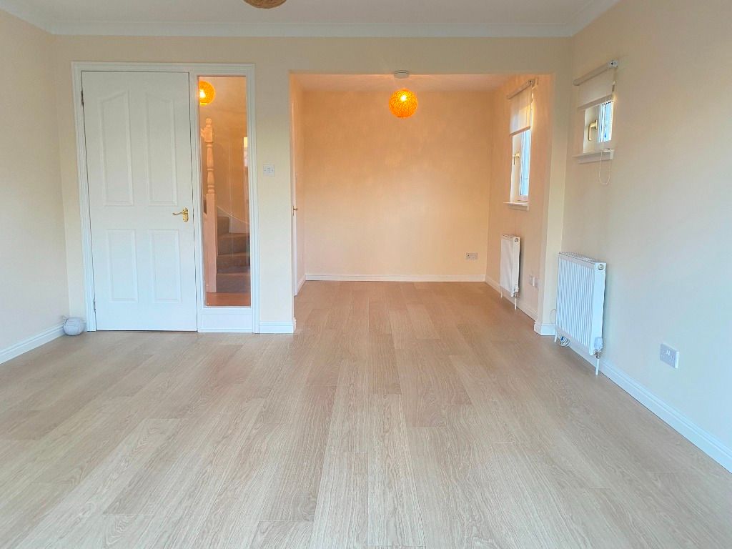 Property photo 2 of 12 Photo 2