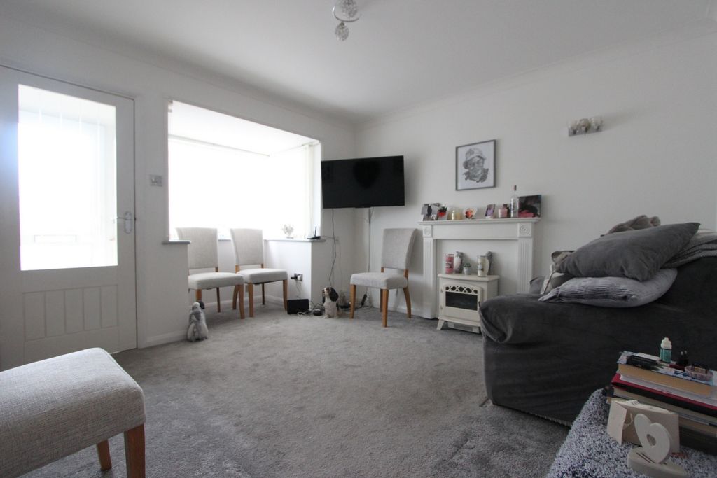 Property photo 2 of 11 Photo 11