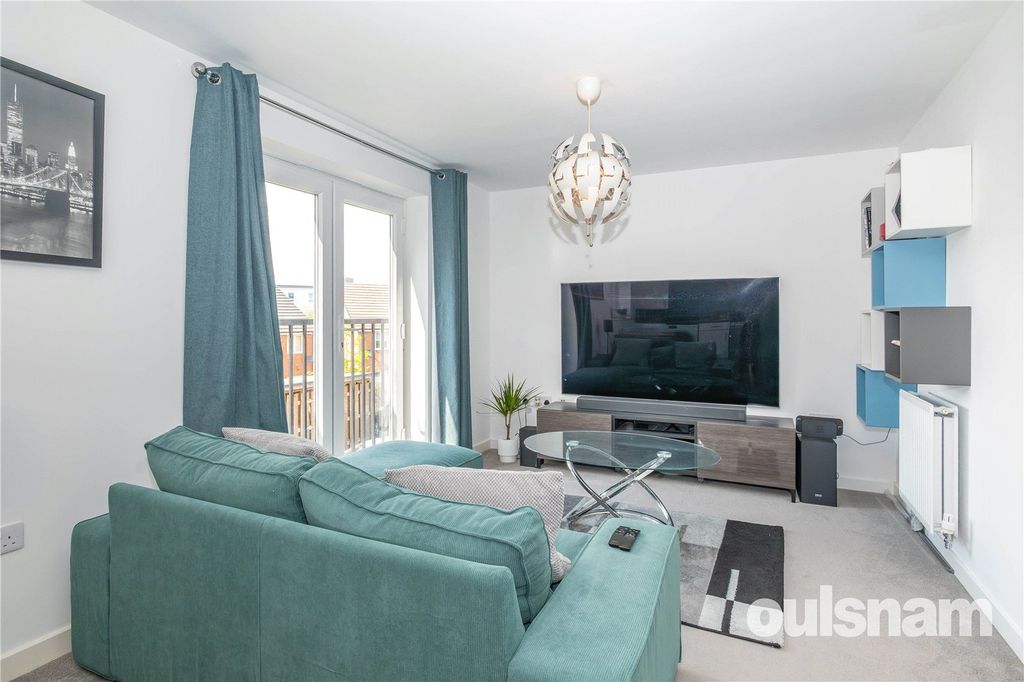 Property photo 3 of 12 Picture No. 05