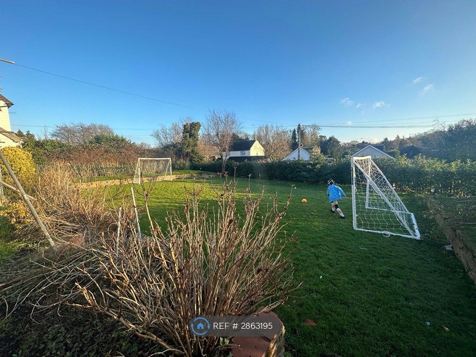 Property photo 2 of 9