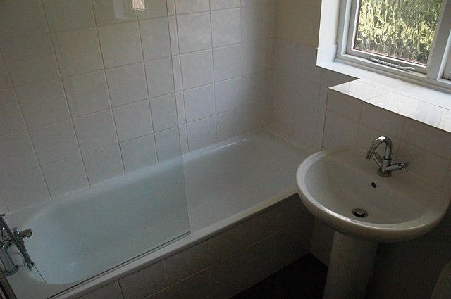 Property photo 3 of 4 Bathroom