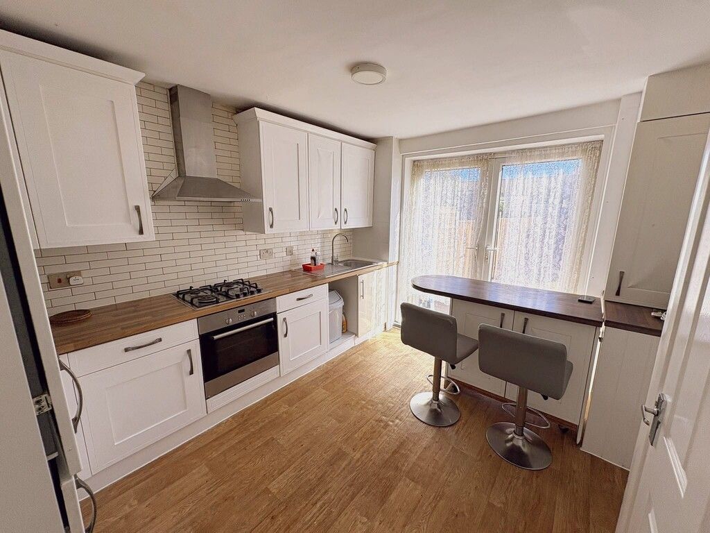 Property photo 3 of 12 7.Jpg