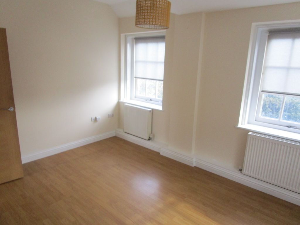 Property photo 2 of 6 Img_3097