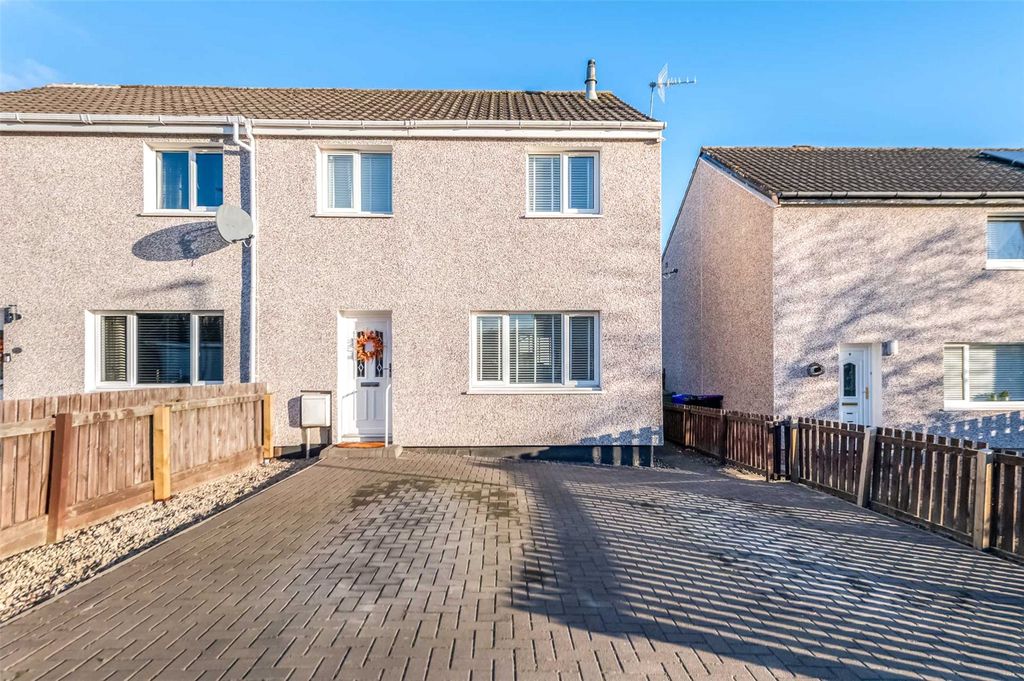 Property photo 1 of 25 Picture No. 05