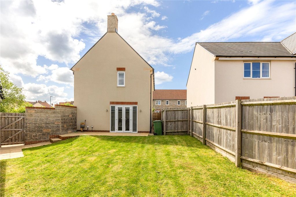 Additional image 4 of 3 bed detached house for saleBellflower Close, Lyde Green, Bristol, Gloucestershire BS16