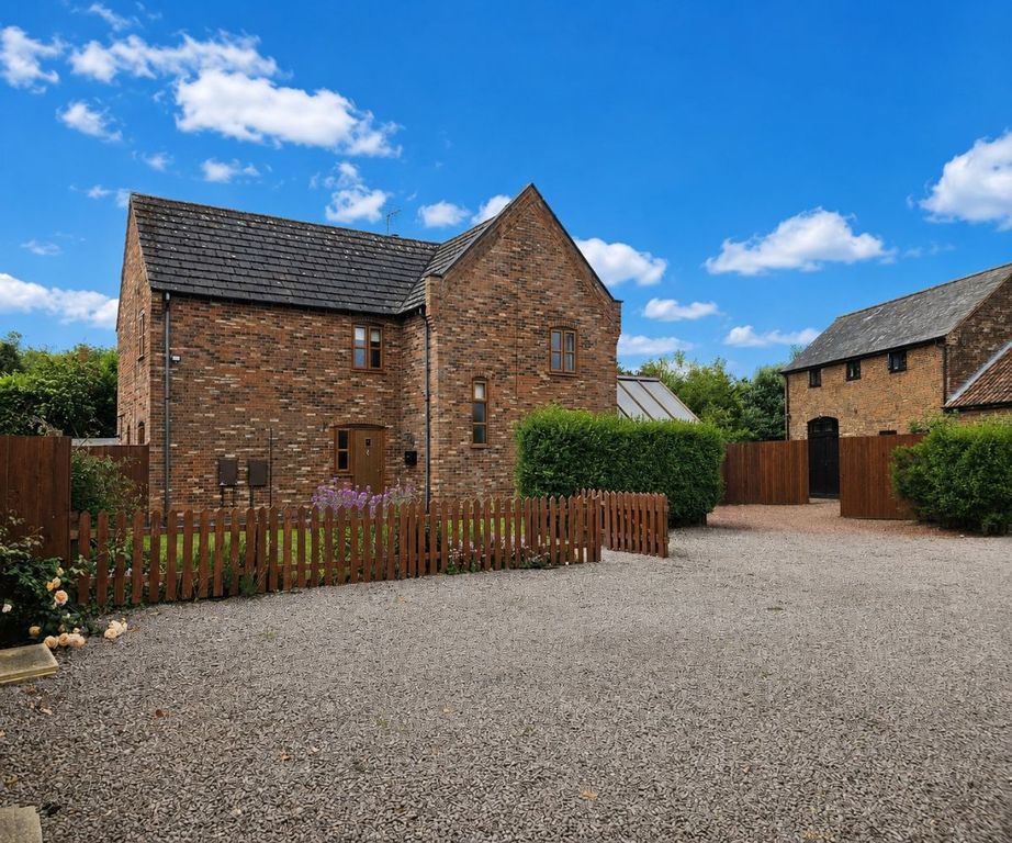 Property photo 1 of 38