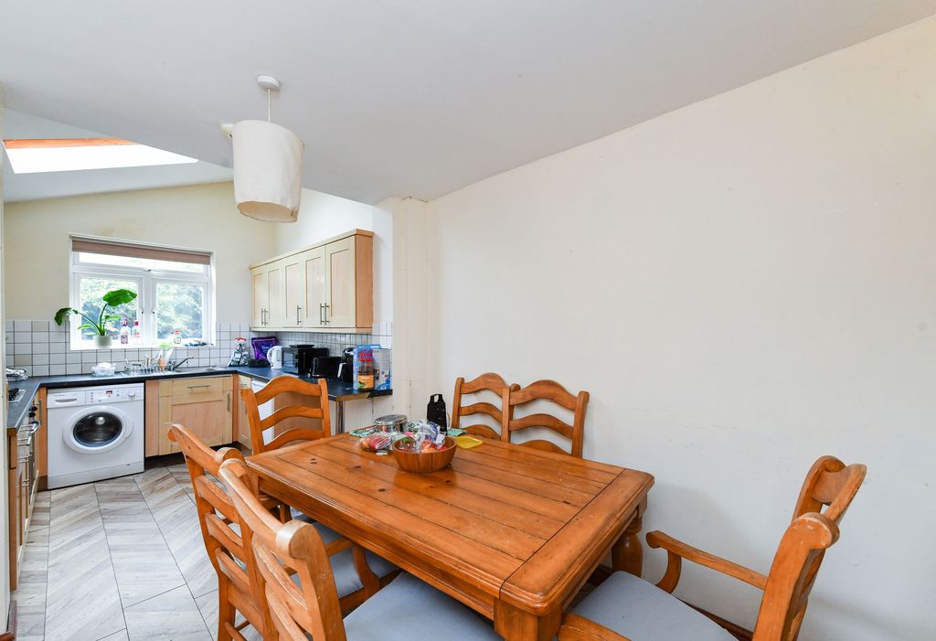 Property photo 1 of 44