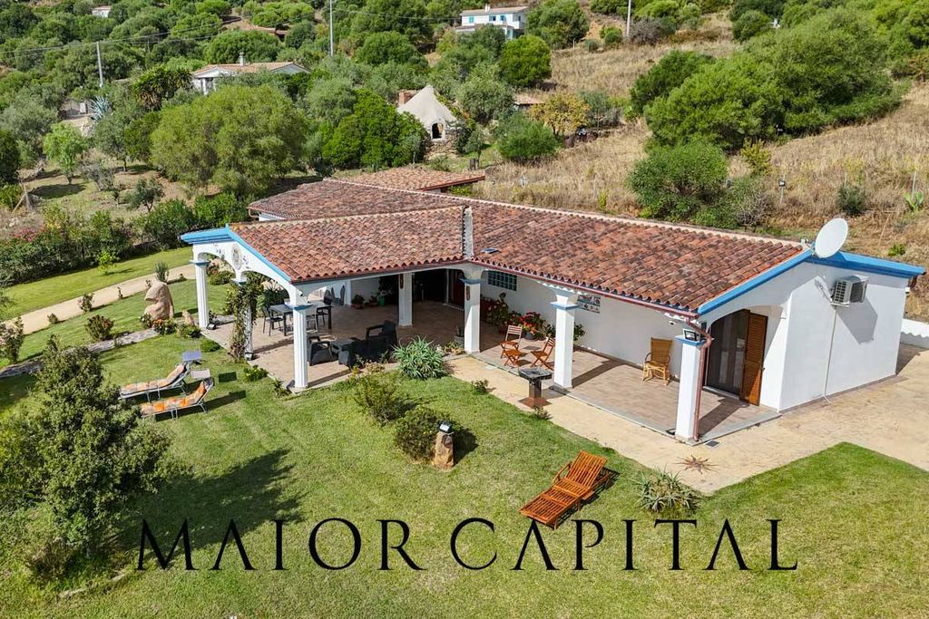 Property photo 2 of 44