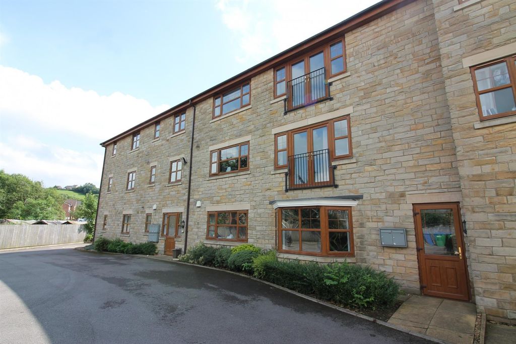 Property photo 2 of 10