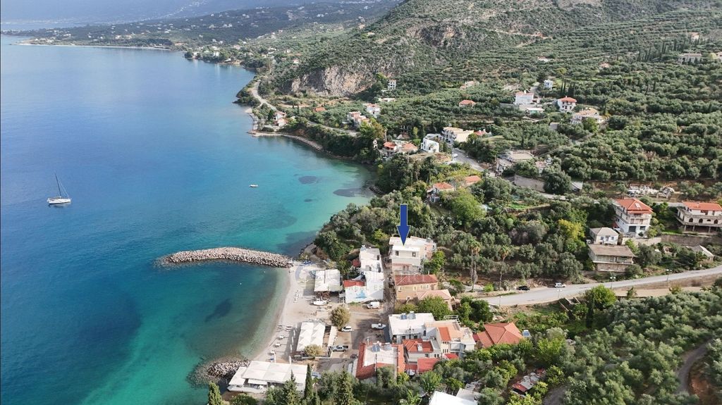 Property photo 2 of 10