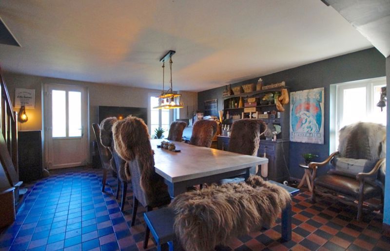 Property photo 3 of 18 Photo 3