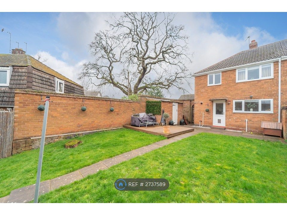 Property photo 2 of 17