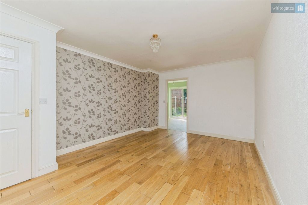 Property photo 3 of 14 Picture No. 01