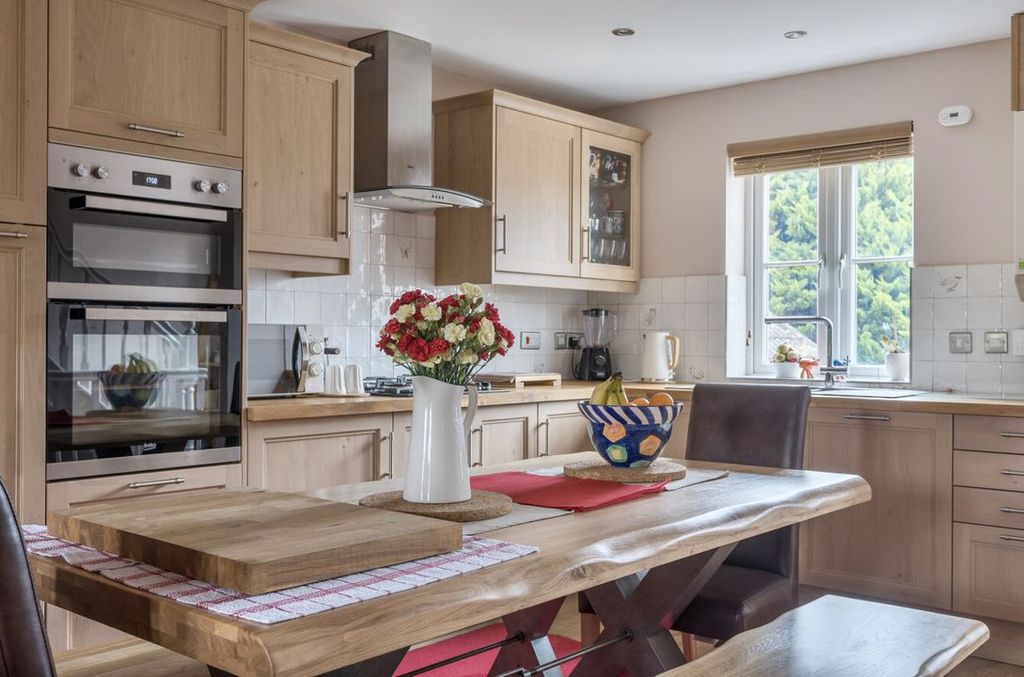 Property photo 2 of 26 13316861368892B2509215