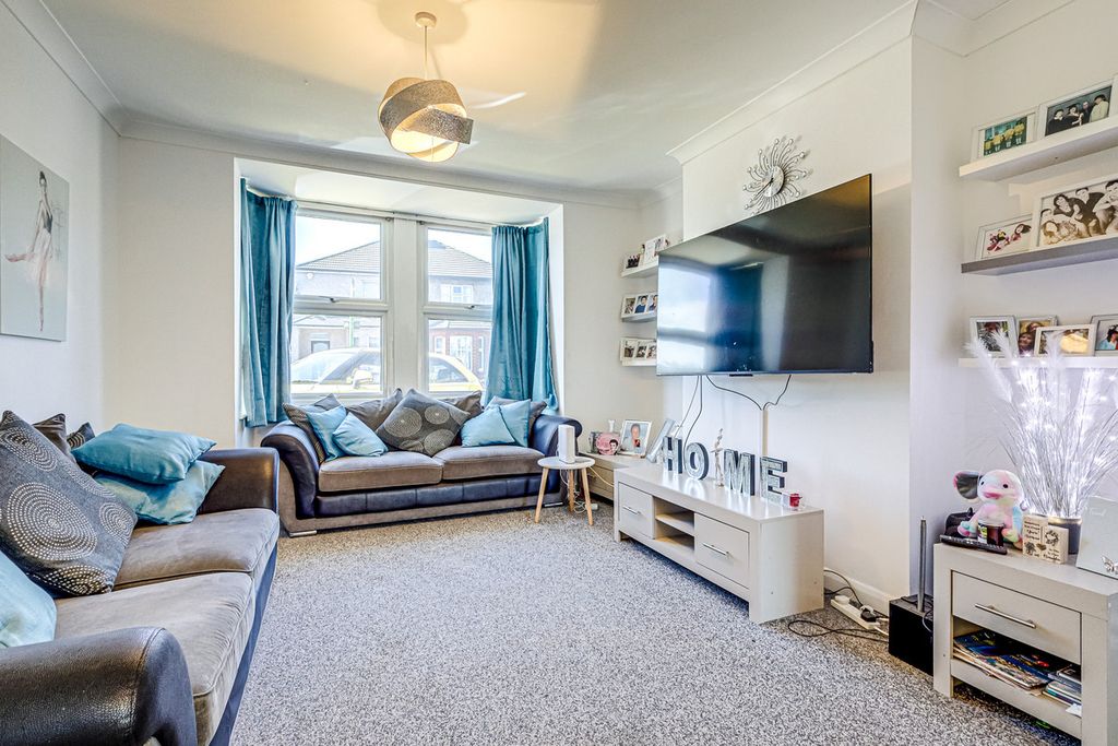 Property photo 2 of 38