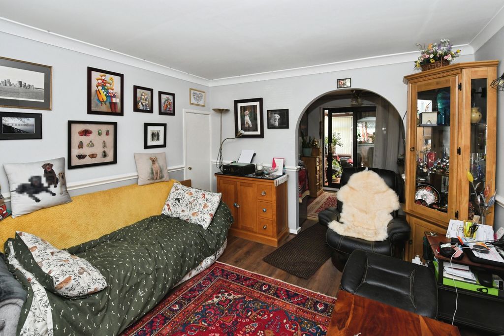 Property photo 3 of 17 Photography