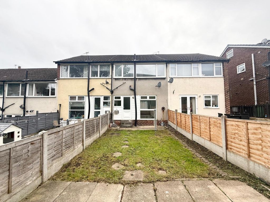 Property photo 2 of 19 Picture No. 16