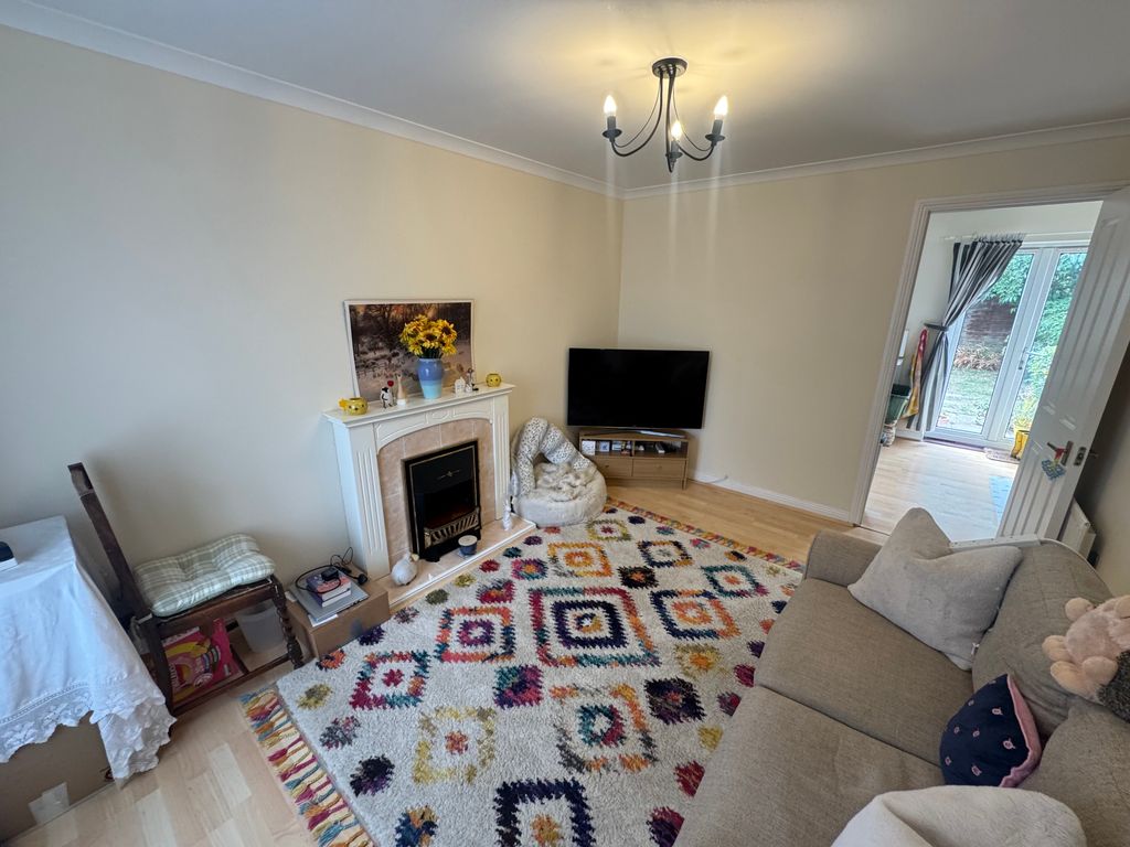 Property photo 3 of 7