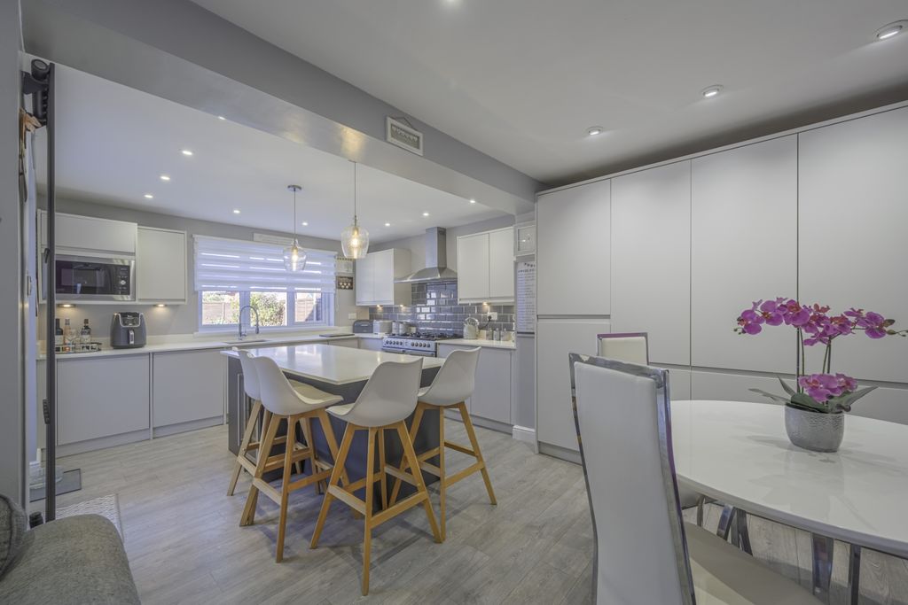 Property photo 2 of 25 Dsc_0255