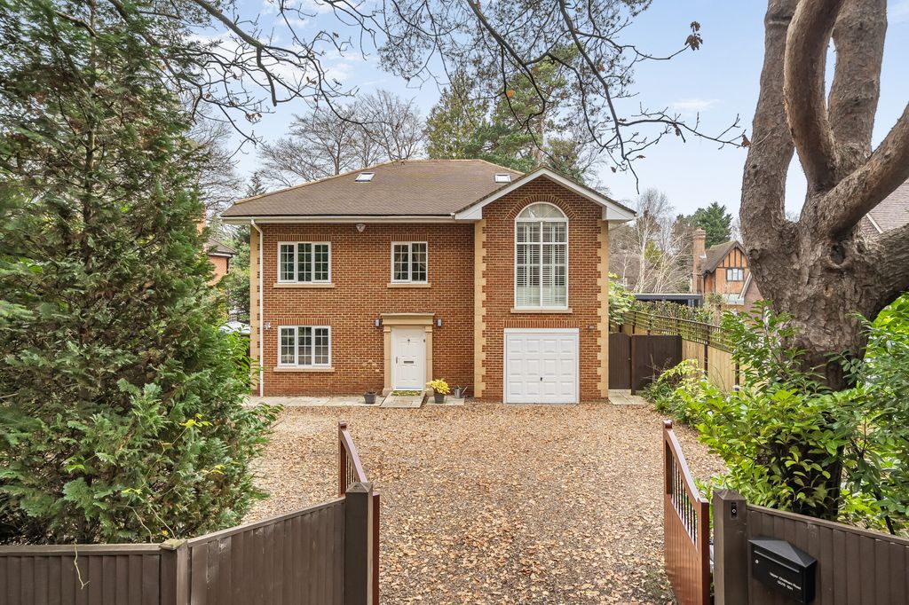 Property photo 1 of 15