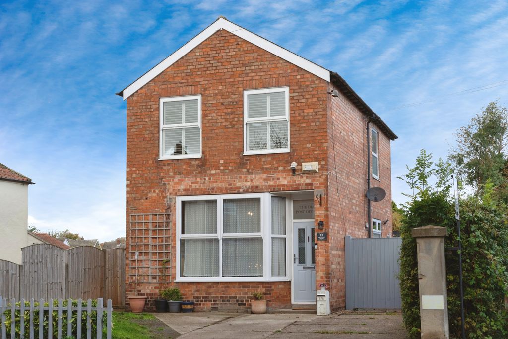 Property photo 1 of 19 Front