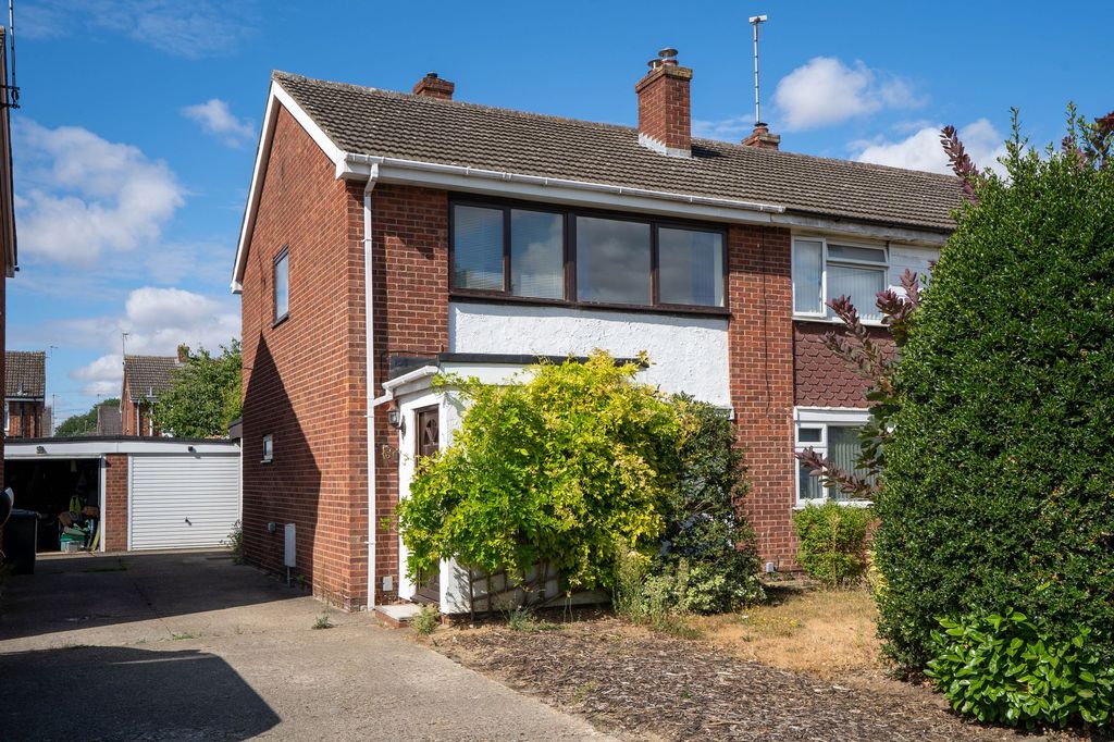 Property photo 1 of 14