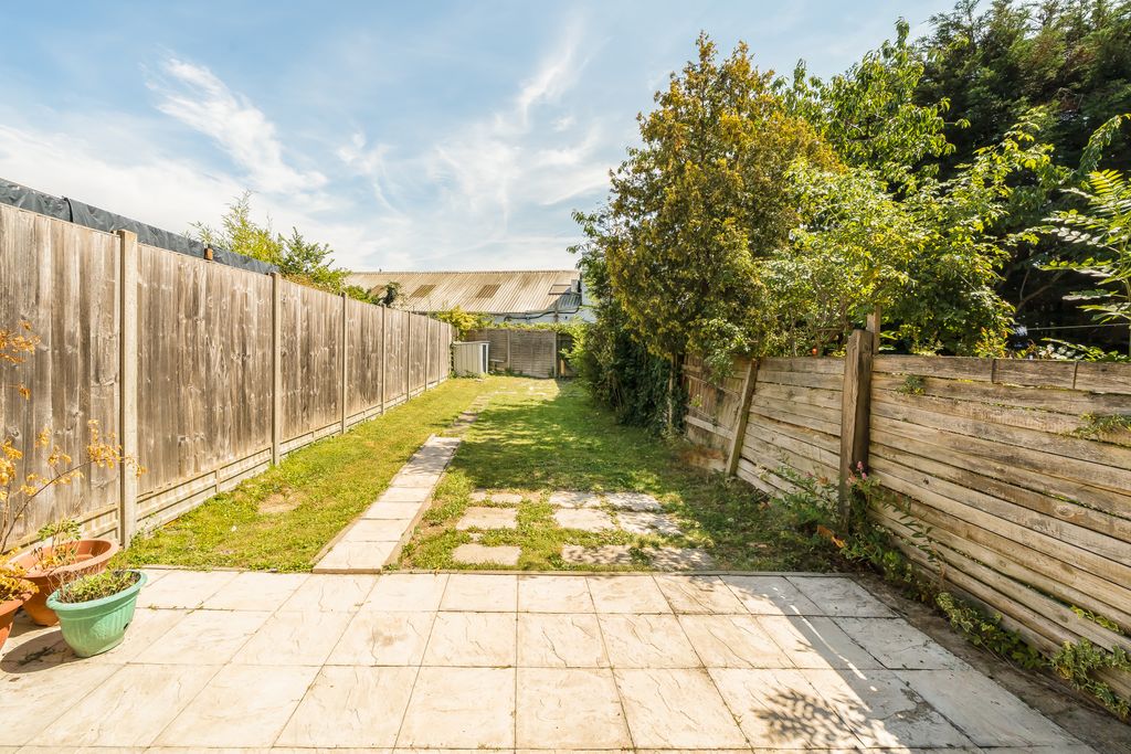 Property photo 3 of 9 Rc001404