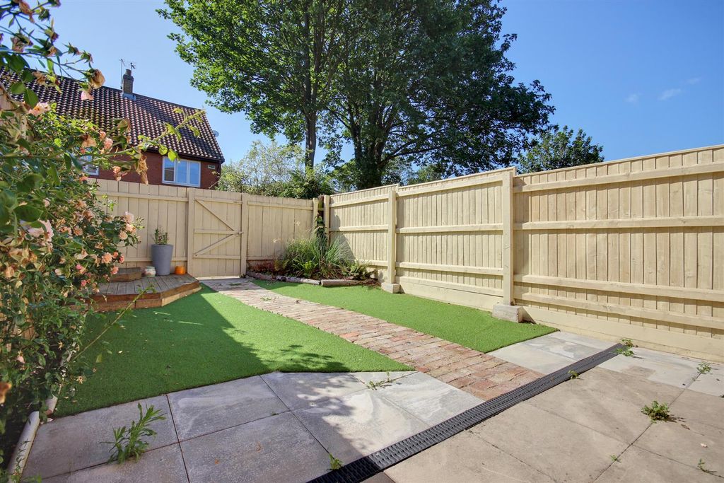 Property photo 2 of 13 Wylies Road (7).Jpg