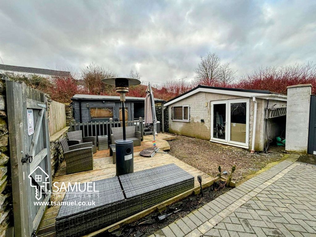 Property photo 2 of 50 Photo 2