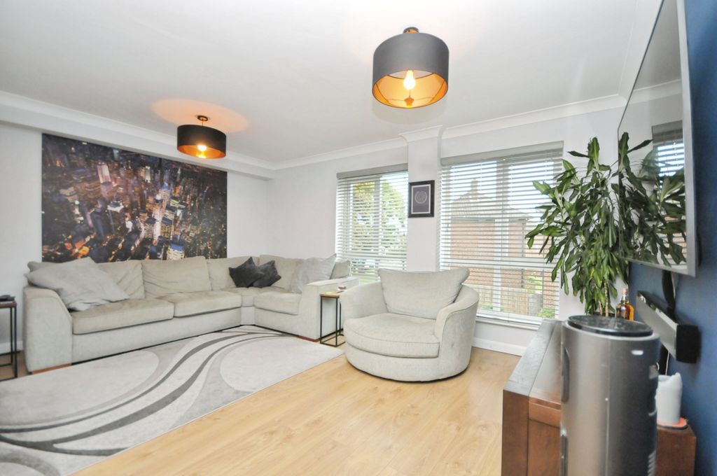 Property photo 2 of 20 Reception Room