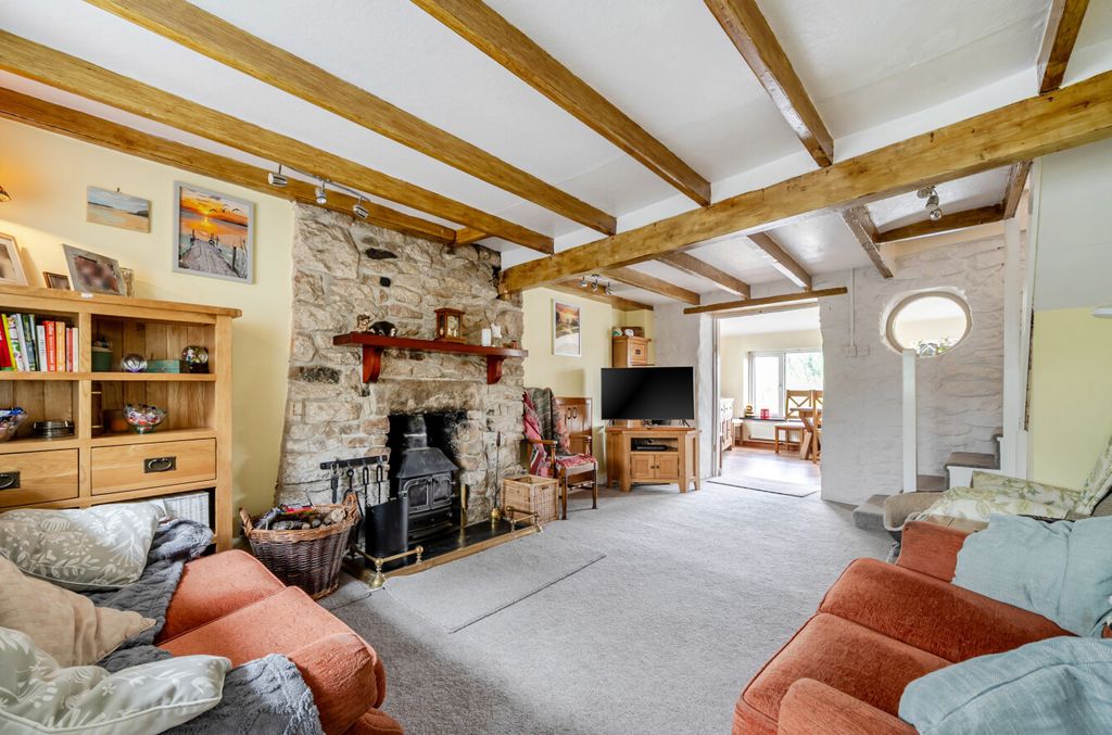 Property photo 3 of 18 1441349-6-69d7cc0...