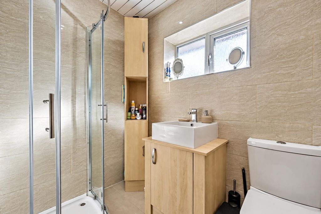 Property photo 2 of 14 Shower Room