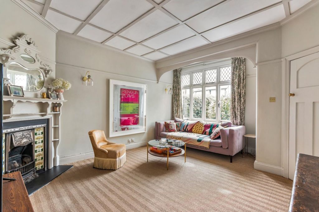 Property photo 2 of 9 79 Esmond Road Ph1.Jpg