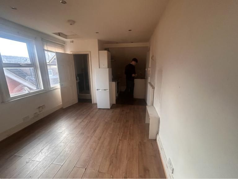 Property photo 2 of 5 Photo 2