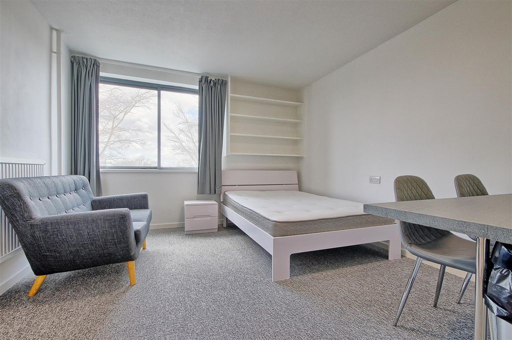 Property photo 3 of 14 Living 2.Jpg