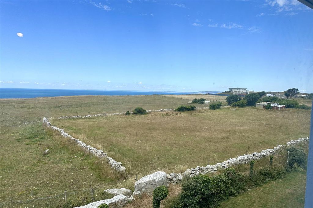 Property photo 2 of 12 Img_9128.Jpg