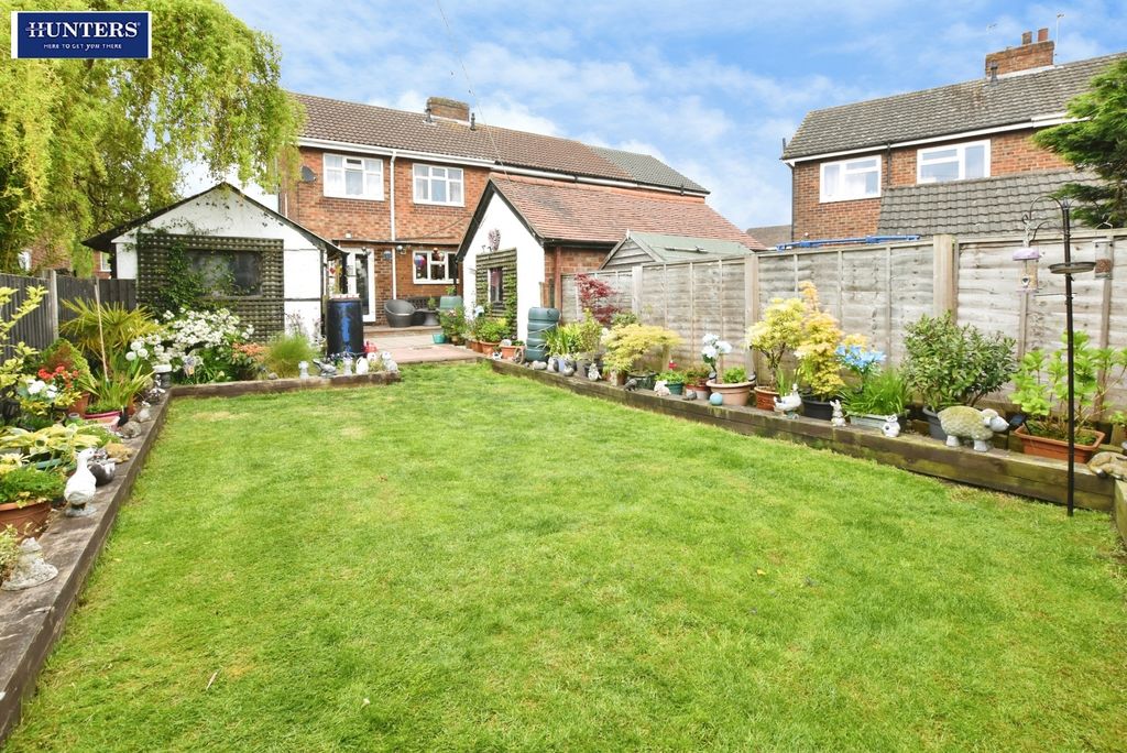 Property photo 2 of 17 Garden